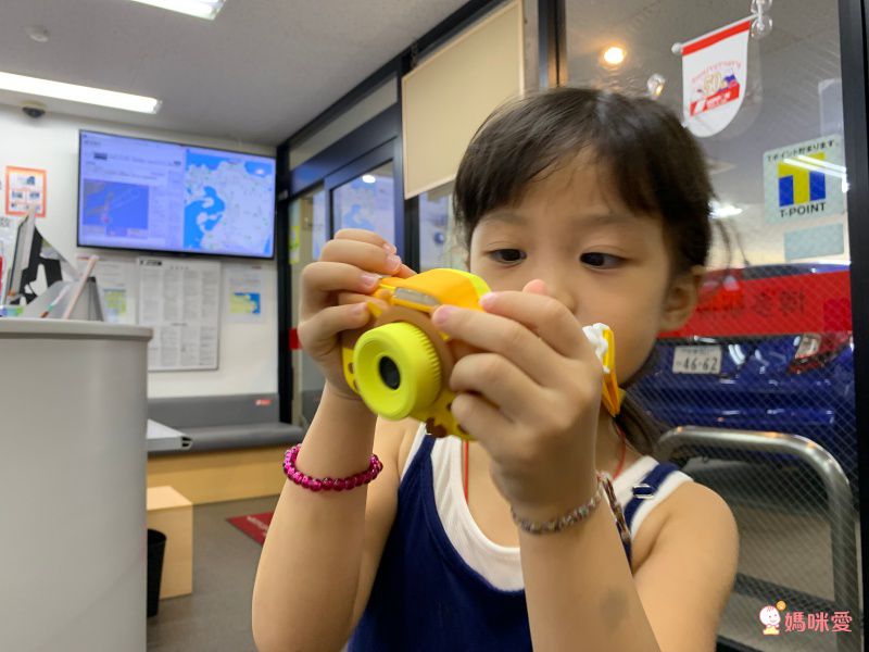 FUNY - Kids童趣二代數位相機-黃小鹿-【升級附贈】32G記憶卡