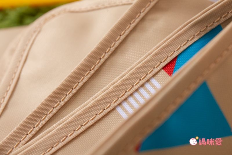 日本現代百貨 - 圖騰輕便野餐墊(附收納袋/地釘*4)(2-3人)-藍 (140x90cm)