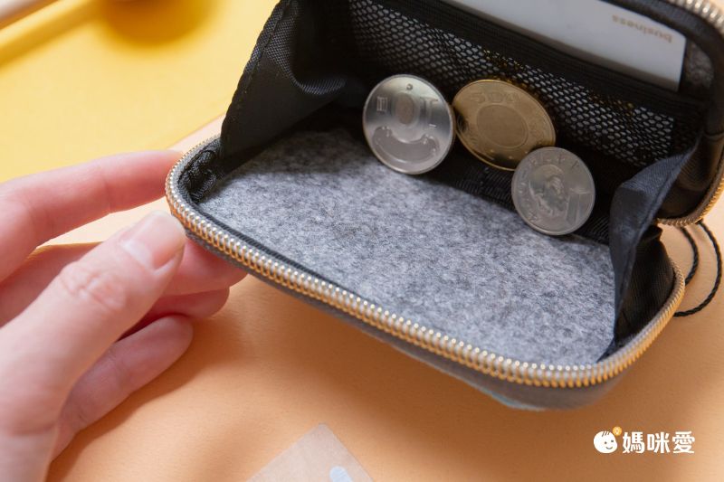 日本P+G design - 刺繡羊毛氈硬式拉鍊卡片零錢包-晚安米飛