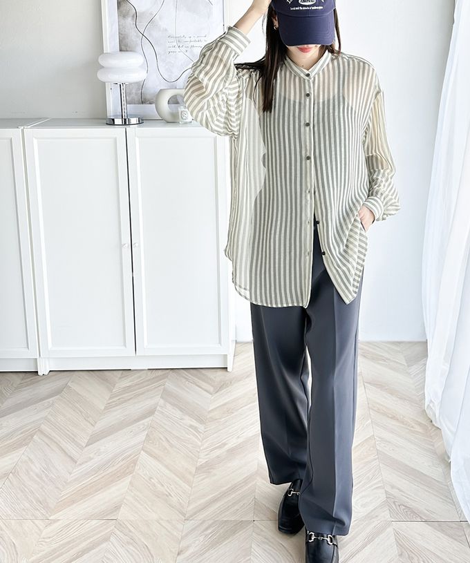 日本 Classical Elf - 透膚優雅休閒條紋寬版襯衫-黑米系