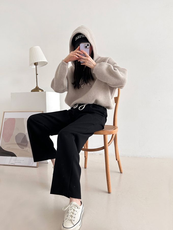 韓國女裝連線 - 連帽抽繩長袖針織上衣-米白 (FREE)