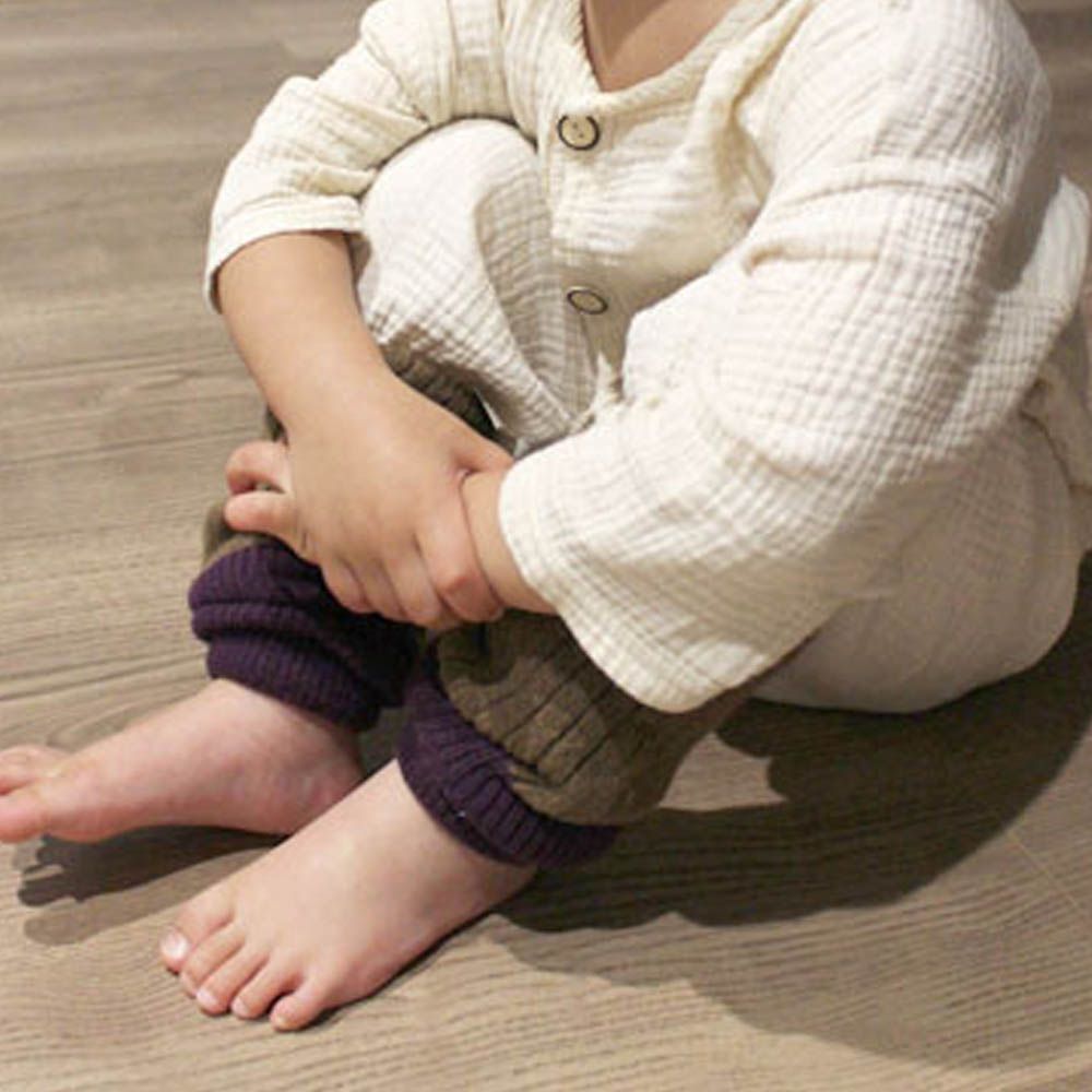 日本製 羊毛混絲綢保暖兒童襪套-葡萄x卡其 (F)