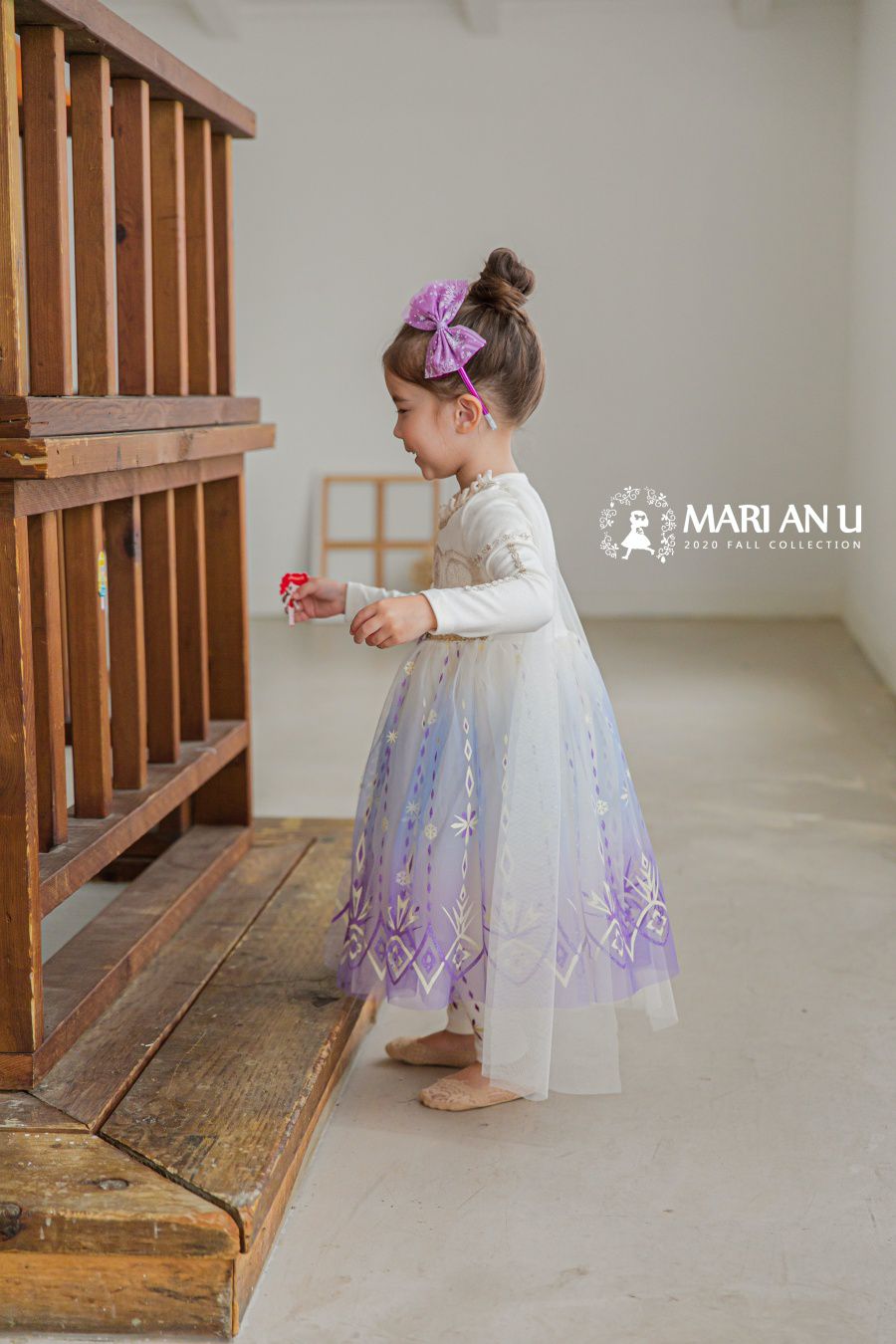 韓國 mari an u - 冰雪女王艾莎洋裝(披風可拆)-冰晶白