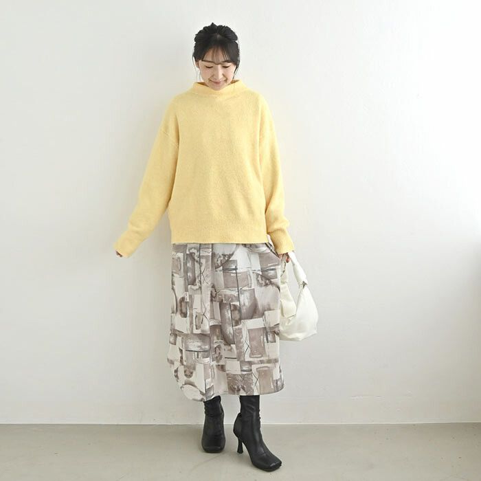 日本 ihuu - 柔軟舒膚小立領落肩毛衣-米杏