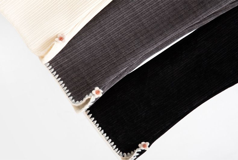 FANMOU - 加厚加絨保暖寬褲-小花-黑色