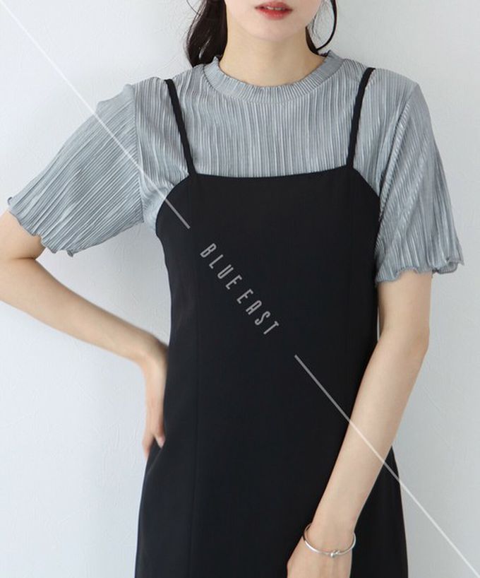 日本 BLUE EAST - 韓國製 圓領貝殼紋光澤短袖上衣-卡其棕