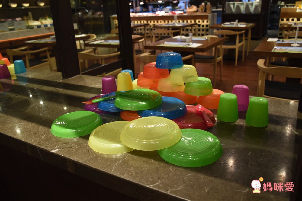 台南大員皇冠四人房2大1小$4299起 指定平日