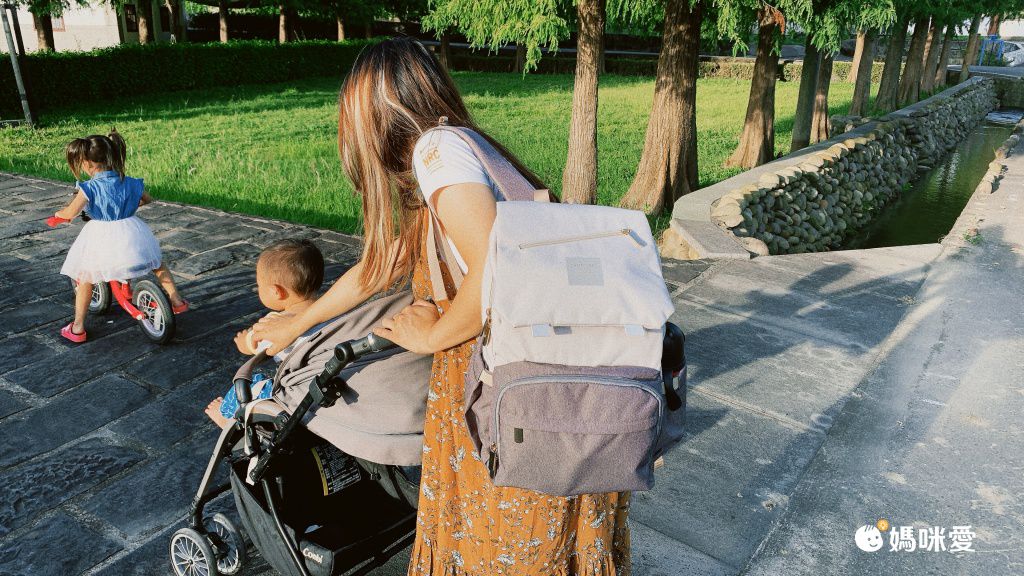 大容量乾濕分離媽媽包/後背包-拼色款-粉+灰 (26x20x43cm)