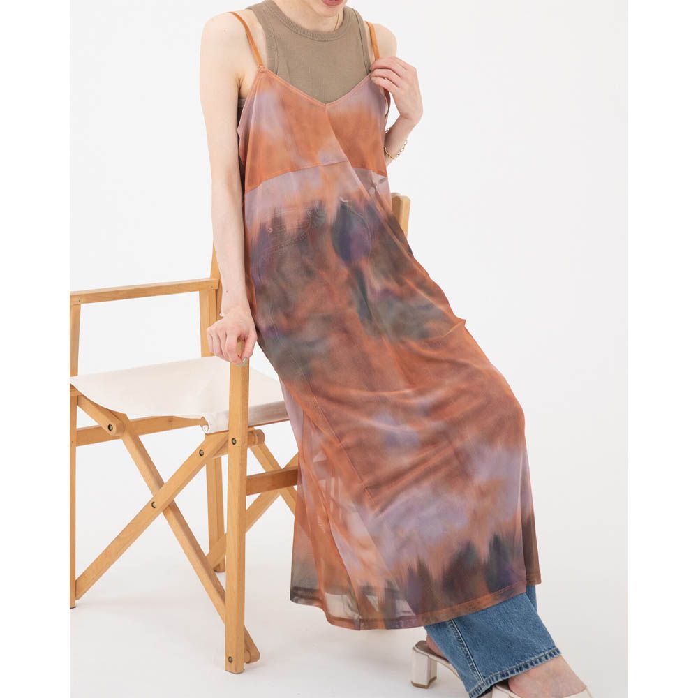 穿搭有型 暈染透膚細肩帶洋裝-橘系