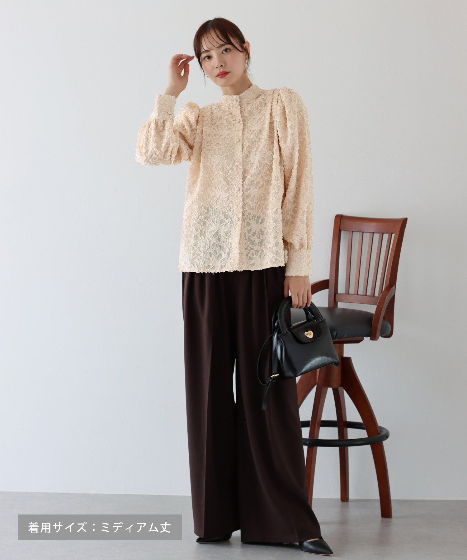 日本 BLUE EAST - 歐風浪漫花朵氣球長袖襯衫-奶茶