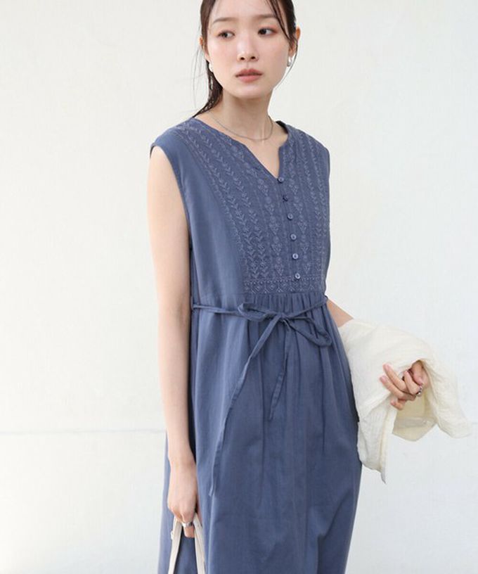 日本 Bab - 100%印度棉刺繡腰綁帶無袖洋裝-象牙