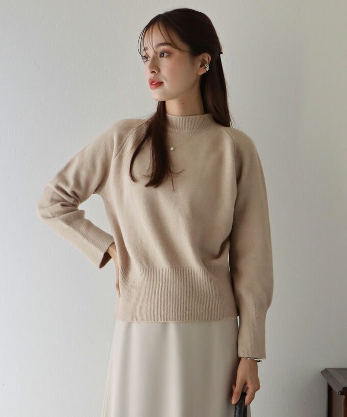 日本 BLUE EAST - 優雅立領針織上衣-草綠