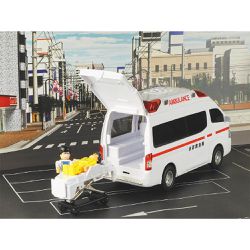 akachan honpo - NISSAN Paramedic救護車
