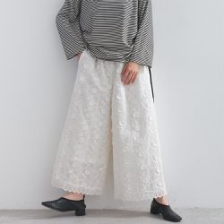 日本 Lupilien - 100%棉 奢華滿版緹花刺繡寬褲-白