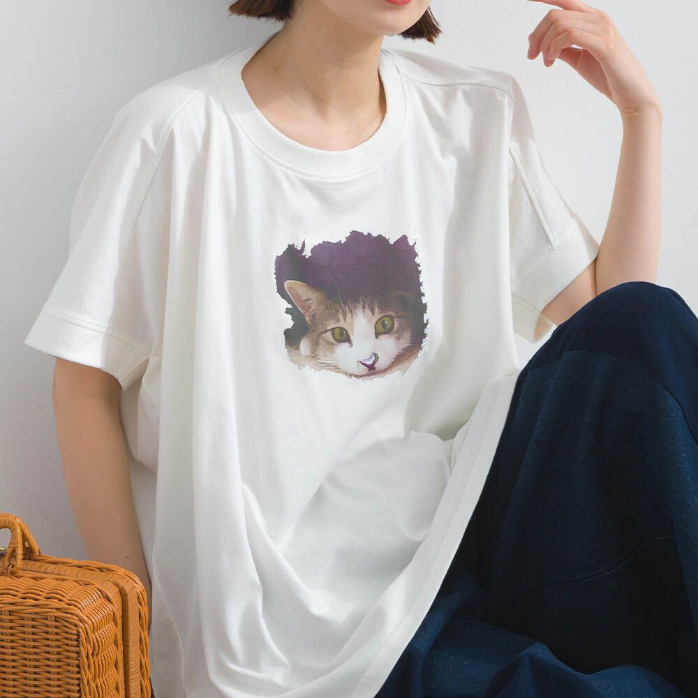 療癒休閒感落肩長版T恤-貓咪照片-白