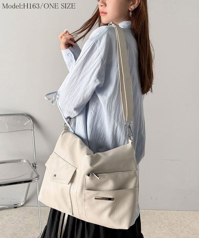 日本 Classical Elf - 俐落酷感大容量2way造型側背包-米杏