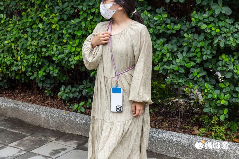釋放雙手！日網爆款 ✿ 手機掛繩Ｘ夾片兩件組，不挑機型都可用