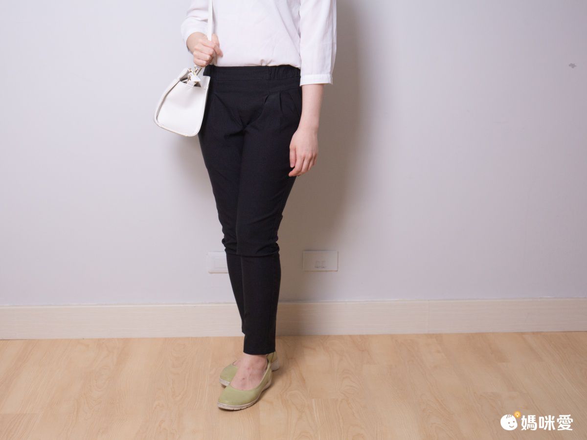 日本女裝代購 - 舒適修身彈性 打褶小尻美腿褲-咖啡