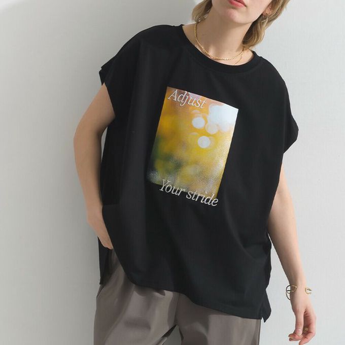 日本 le colis - 接觸冷感 光暈印花法式袖T恤-黑