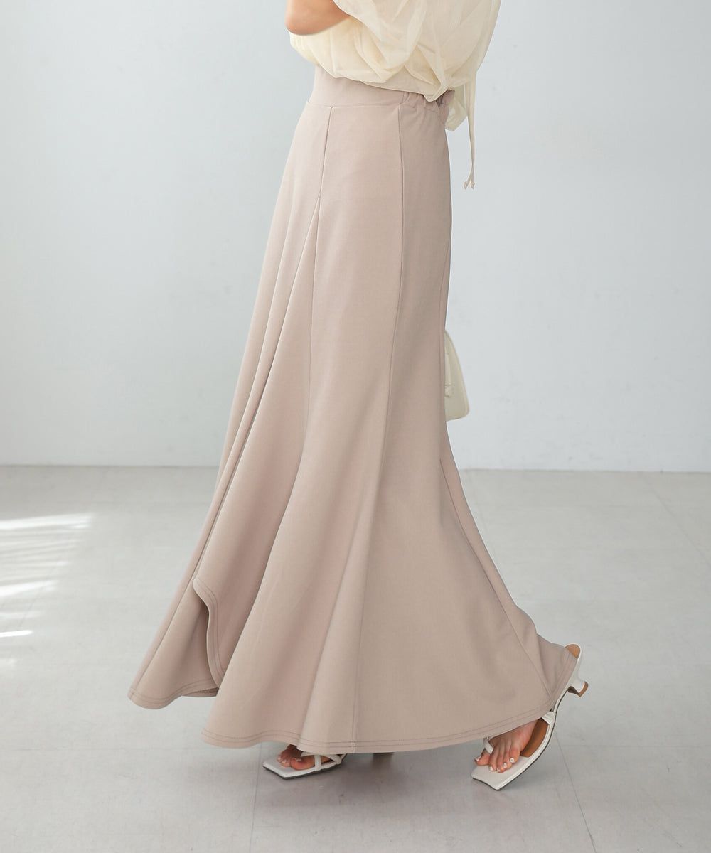 日本 Bab - 浪瓣花瓣層次修身長裙-黑