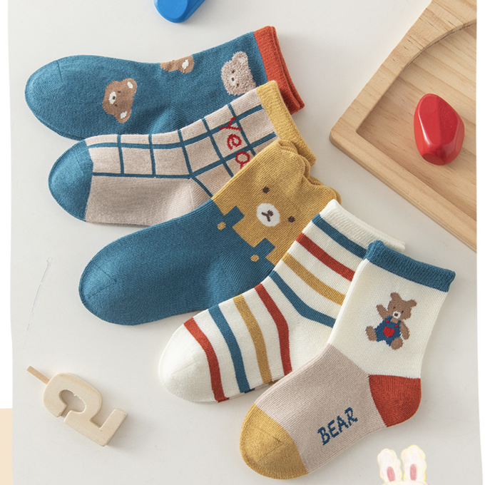 love, charlotte - 秋冬季吊帶褲小熊中筒棉襪-5 雙一組