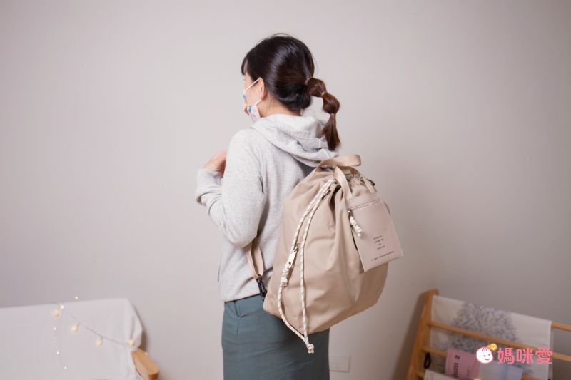 日本 COOCO - 環保材質仿皮俐落造型大容量托特包-淺米杏 (W30*H28*D14cm)