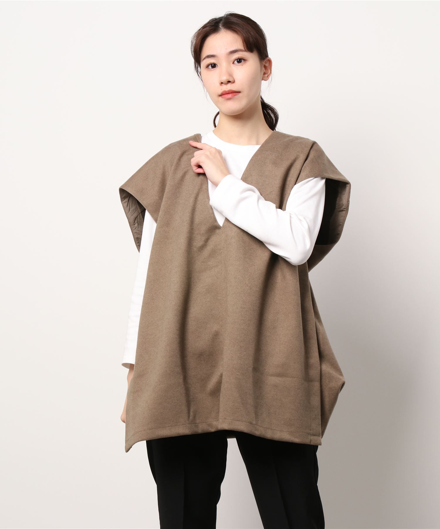 日本 Riche Glamour - 深V落肩長版針織背心-米