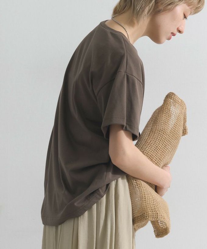 日本 le colis - 接觸冷感 紅鶴刺繡印花休閒上衣-白