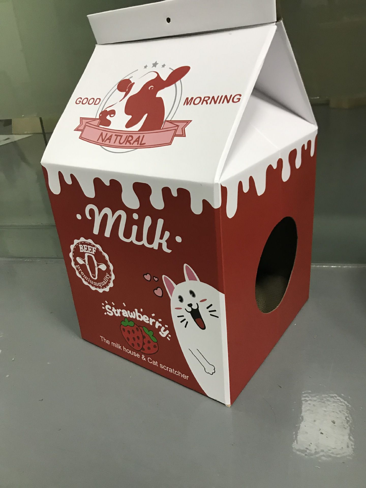 瓦愣紙製造型貓抓屋-牛奶盒-藍色 (33x32x56.5cm)