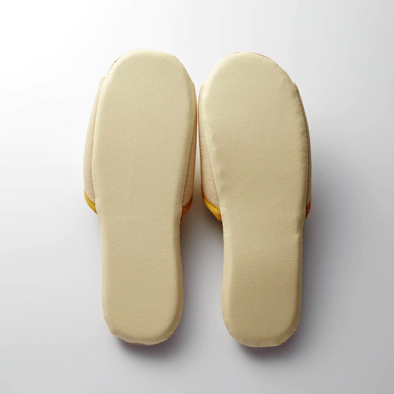 日本千趣會 - 麻料材質刺繡室內拖鞋-白鴿-咖啡