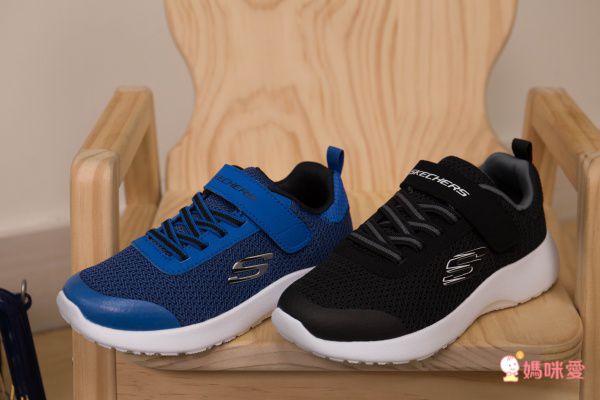 SKECHERS - DYNAMIGHT_個性黑色兒童機能運動鞋
