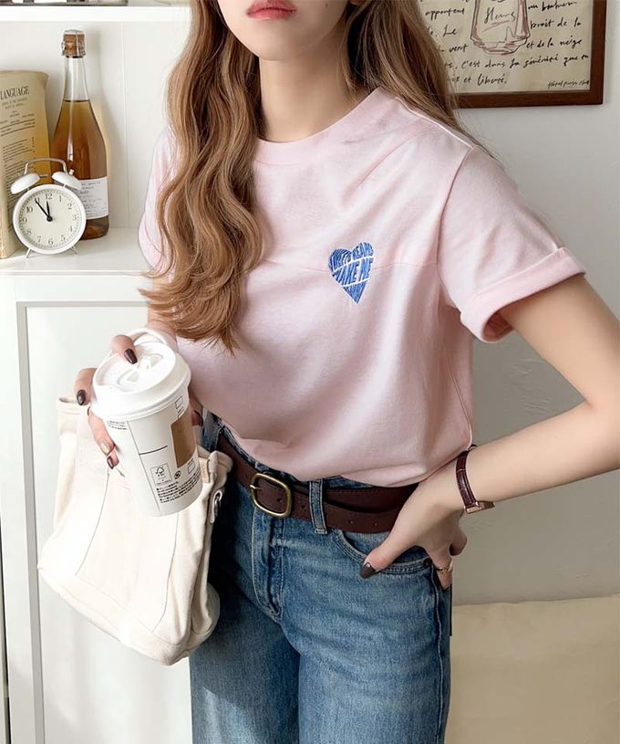 日本 Classical Elf - 經典胸前愛心刺繡短袖上衣-紅愛心-白