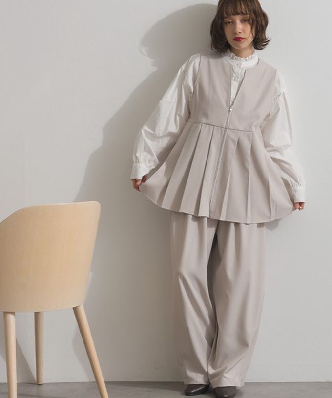 日本 ELENCARE DUE - 正式感斜紋布優雅百褶背心-海軍藍