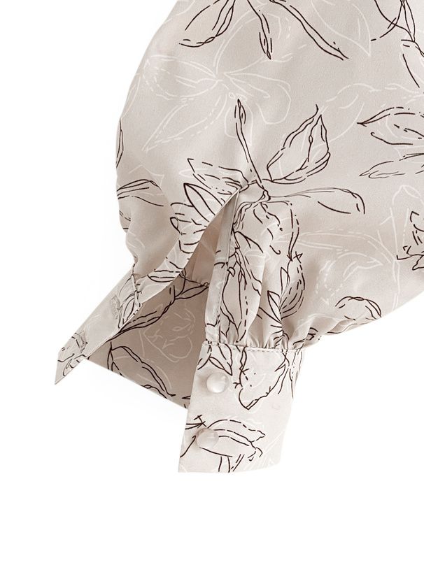 日本 GRL - 淡色女子碎花扭結上衣-咖啡 (F)