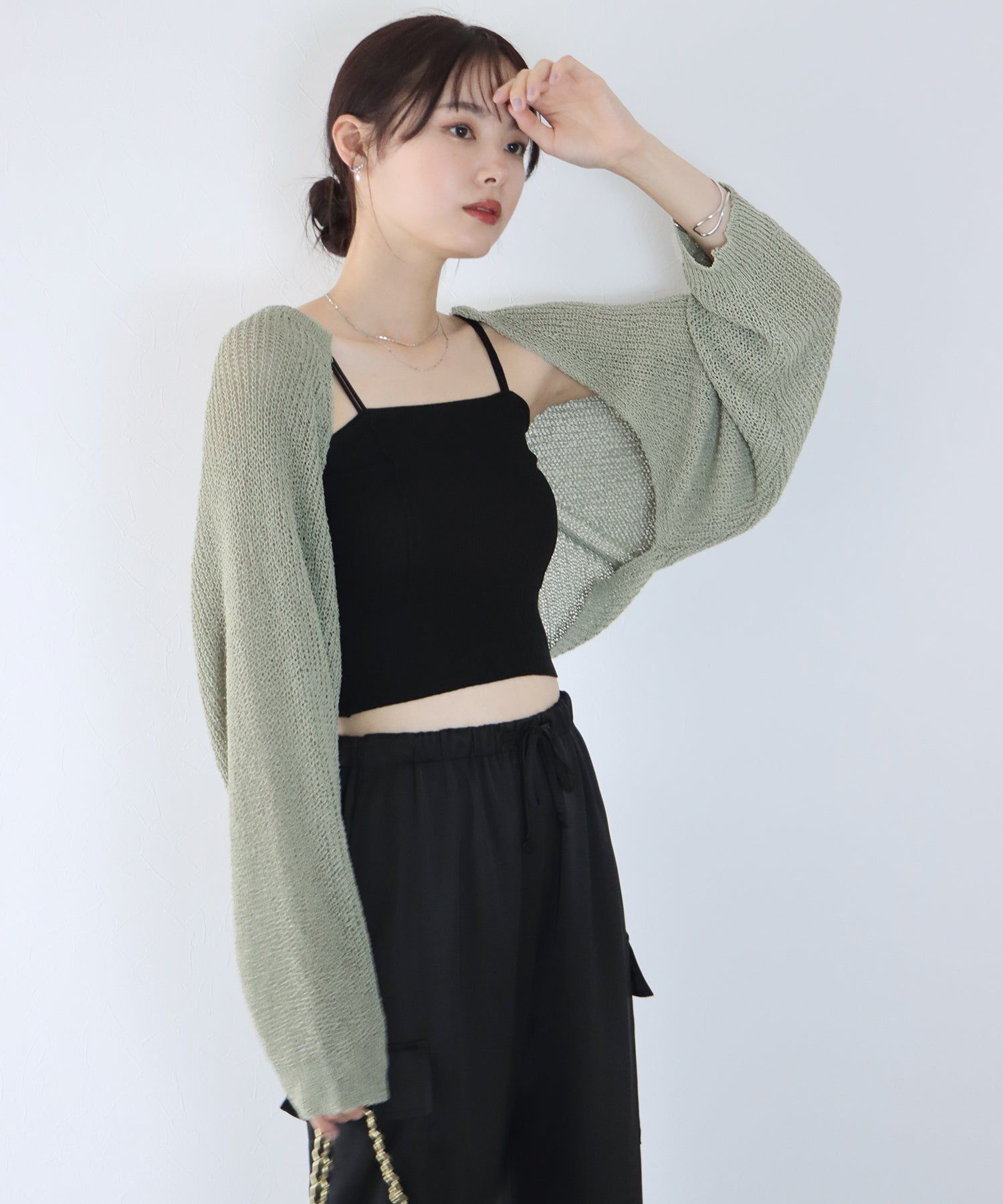 日本 BLUE EAST - 百搭開襟短版針織外套-米杏