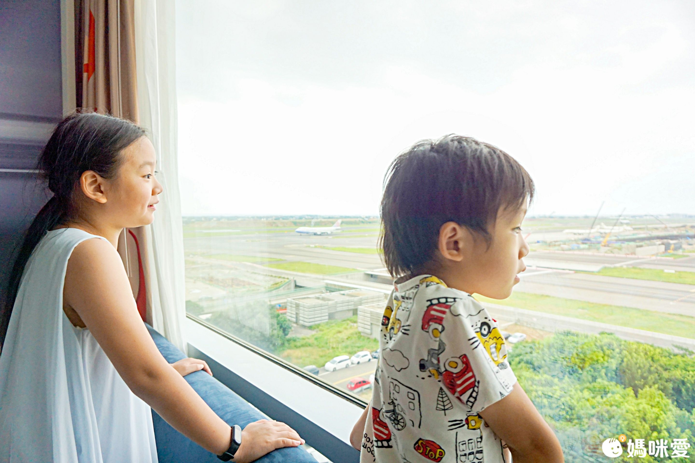 飛機控必追✈【台北諾富特華航桃園機場】二大一小一幼