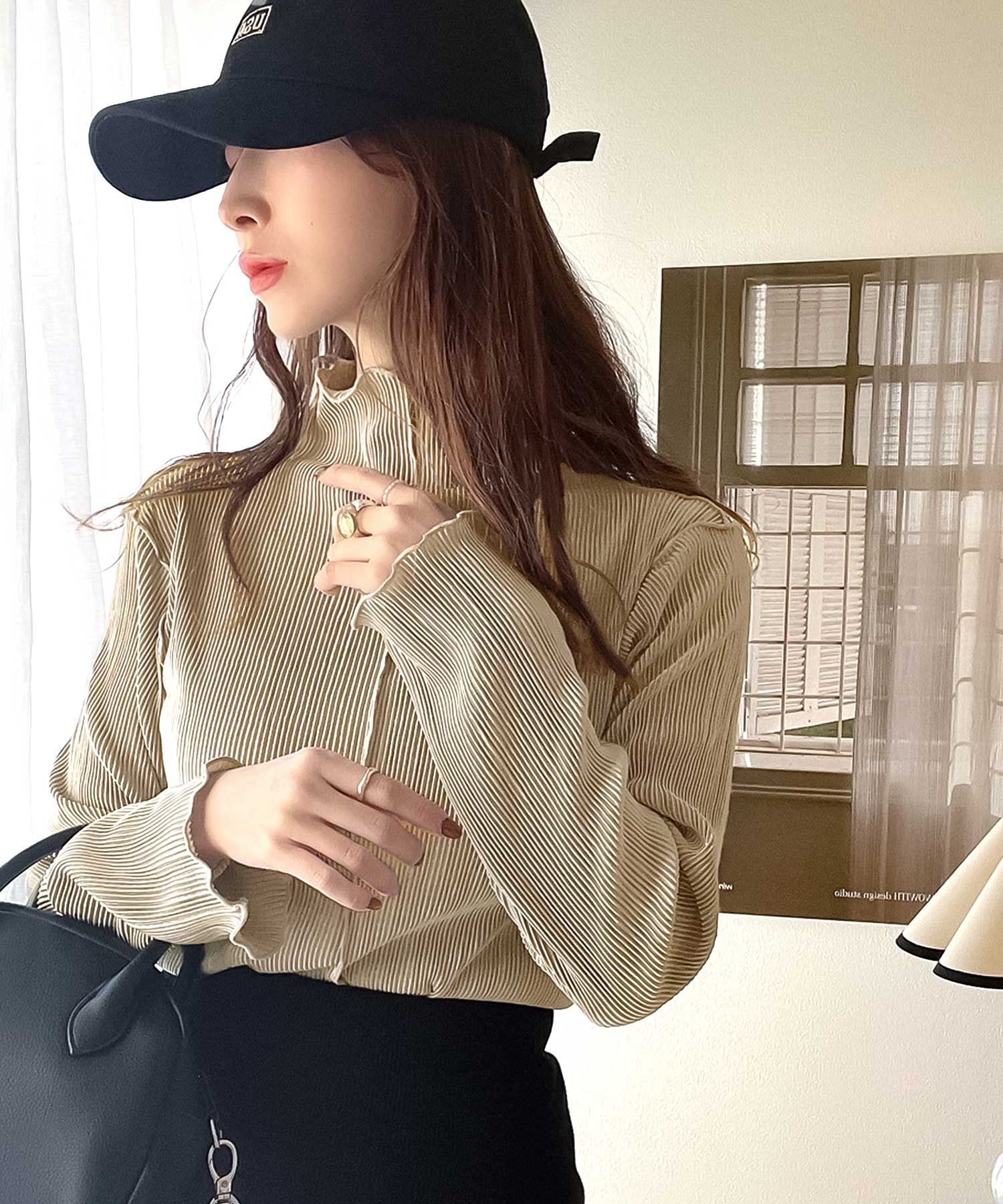 日本 Classical Elf - 光澤感木耳邊薄長袖上衣-酪梨綠