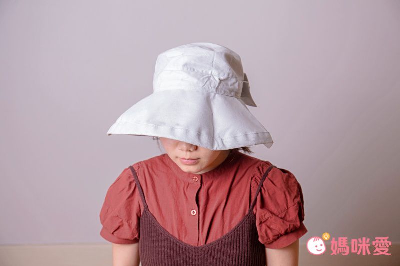 日本服飾代購 - (媽媽)UPF50+ 純棉大帽簷遮陽帽-蝴蝶結款-深墨綠 (56-60cm)