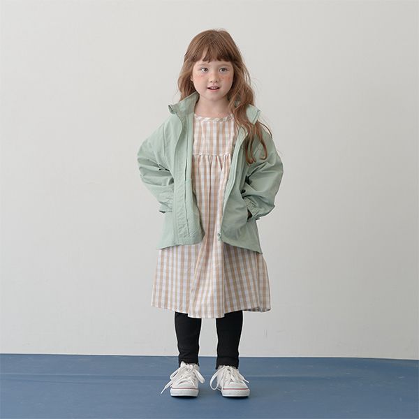 日本 Lycee mine - 下擺薄紗點綴羅紋9分內搭褲-卡其