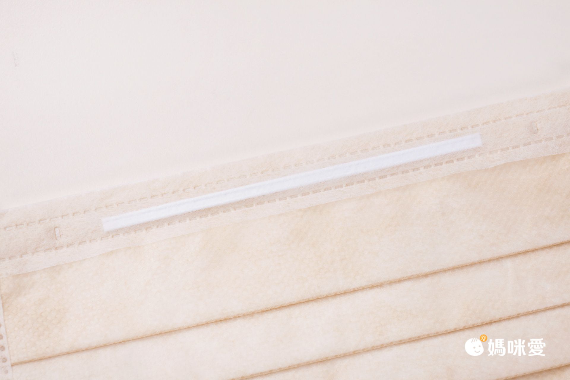 順易利口罩 SUMEASY - 成人平面醫用口罩-黑色 (約9.5cm x 17.5cm)-50入