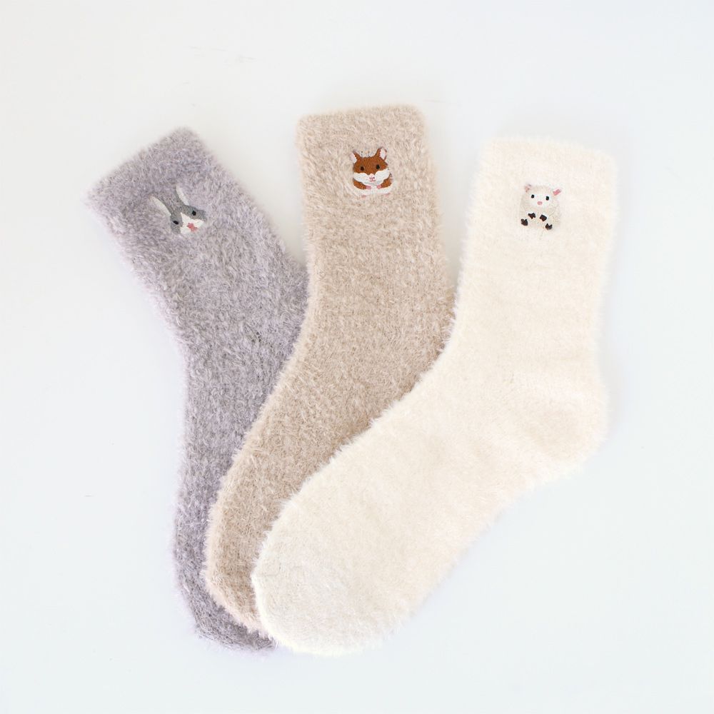 日本 TOMO - 可愛動物刺繡毛絨保暖襪-小綿羊-奶油