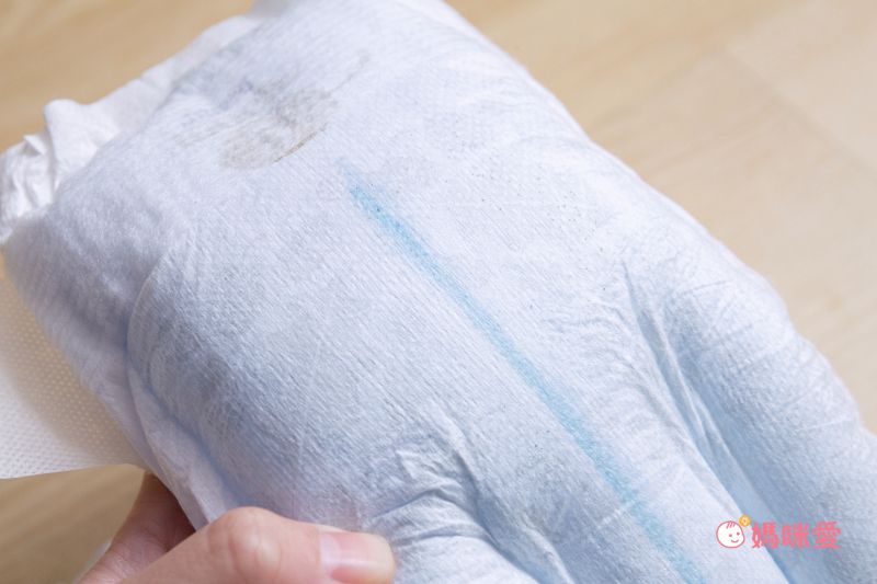 麗貝樂 Libero - 綠色環保升級/嬰兒尿布/紙尿褲touch-頂級系列 (S/3號)-28片x6包