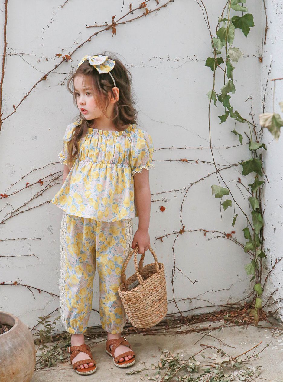 韓國 Puellaflo - 抓皺領鬱金香泡泡袖上衣-黃