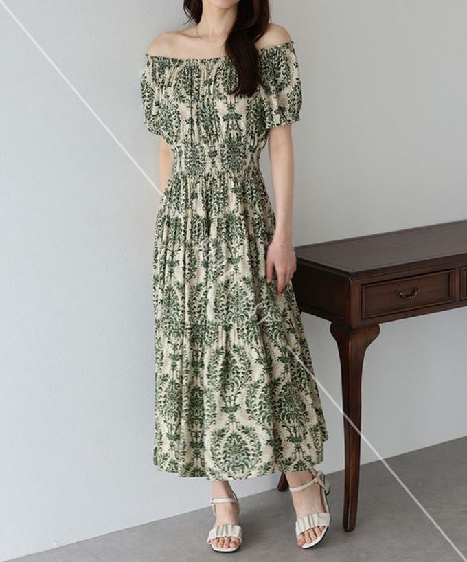 日本 BLUE EAST - 一字領2way露肩迷人短袖洋裝-典雅葉子-黑 (M)