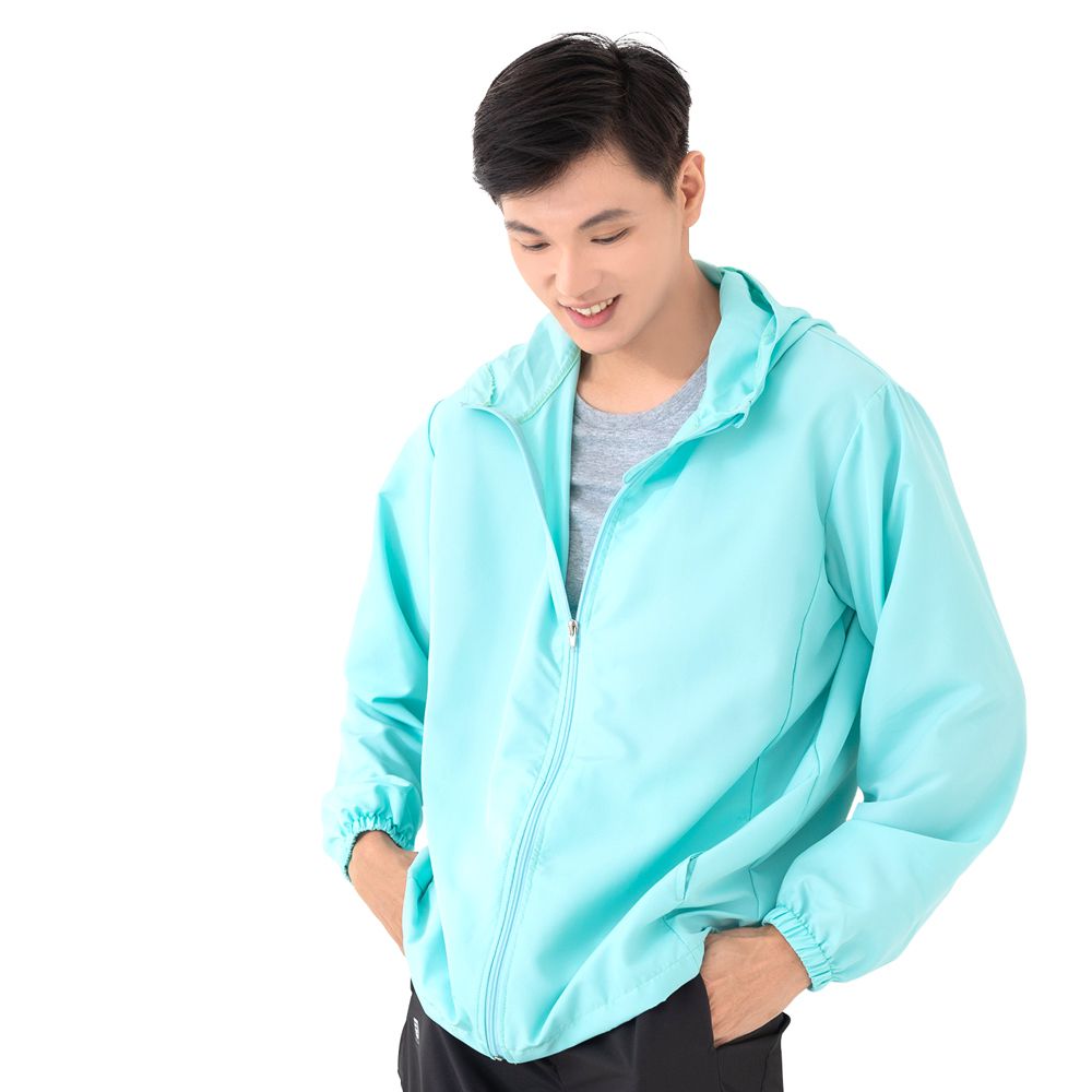 GIAT - UPF50+防潑水抗UV防風連帽外套(男女適穿)-粉末藍