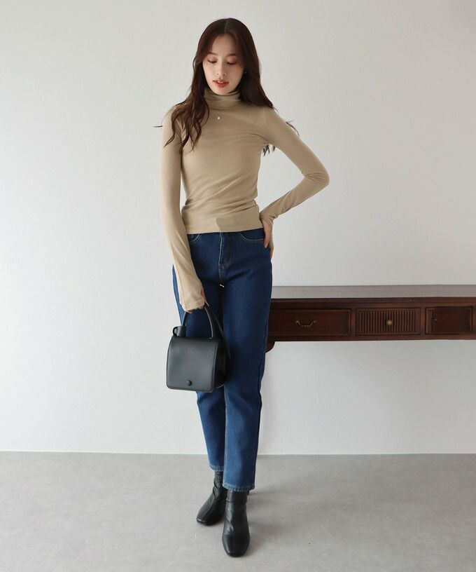 日本 BLUE EAST - 柔軟彈性長袖內搭上衣-寶藍