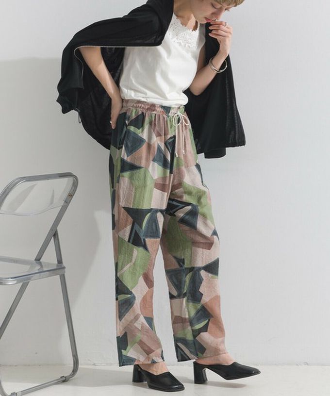 日本 le colis - [人氣款]個性派印花輕盈寬褲-幾何-綠x棕