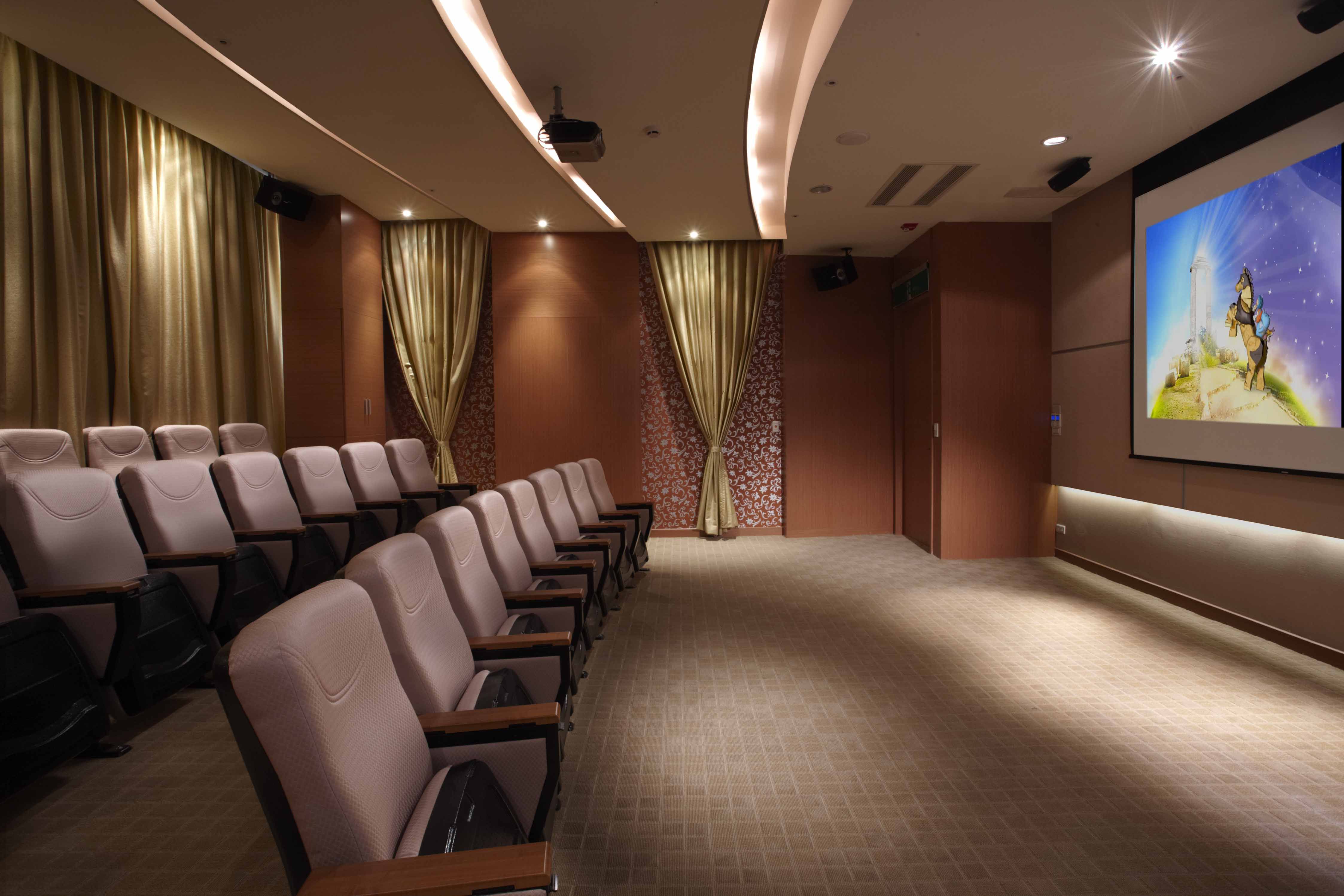 獨家方案3折起↘高雄義大皇家酒店｜2大2小直接升等家庭房