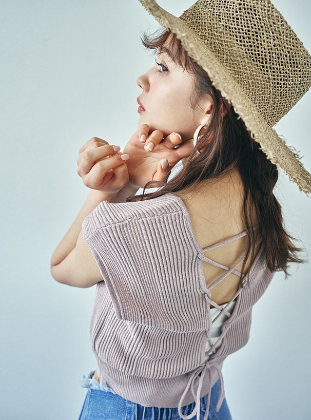 日本 GRL - 交叉綁帶穿搭無袖背心-杏