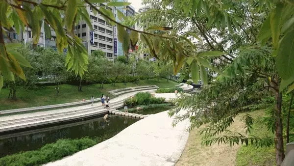 台中紅點文旅★27公尺的最潮溜滑梯就在飯店裡 ♪